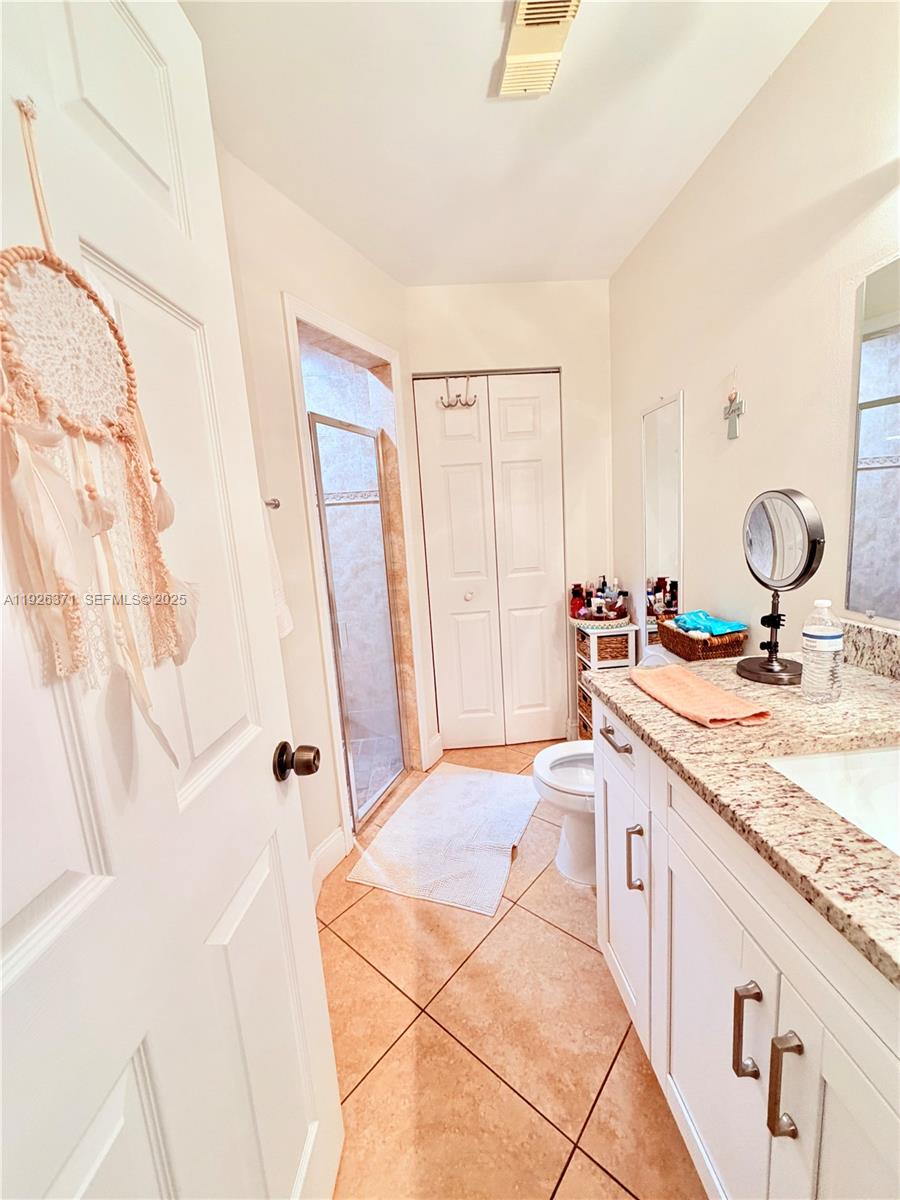 3370 Beau Rivage Dr #4Q Pompano Beach, FL 33064