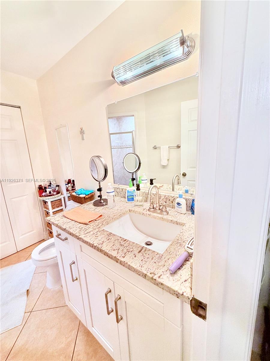 3370 Beau Rivage Dr #4Q Pompano Beach, FL 33064