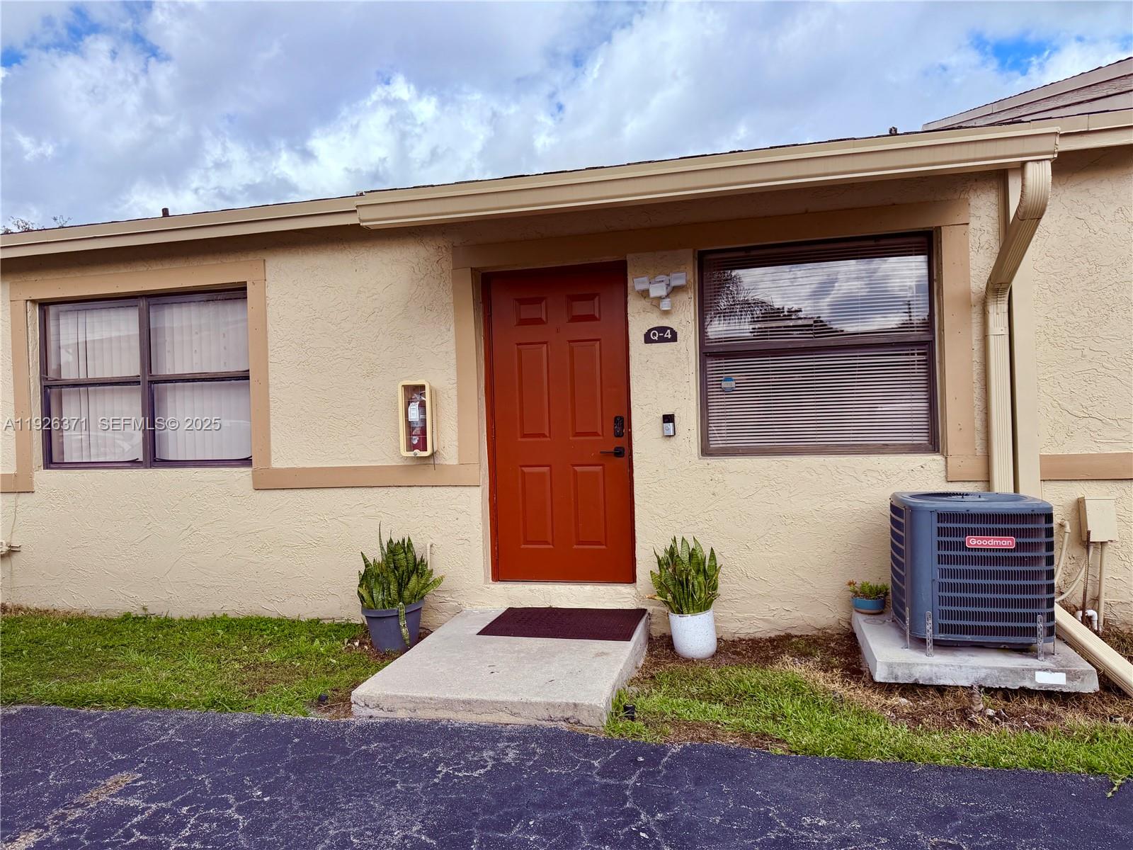 3370 Beau Rivage Dr #4Q Pompano Beach, FL 33064