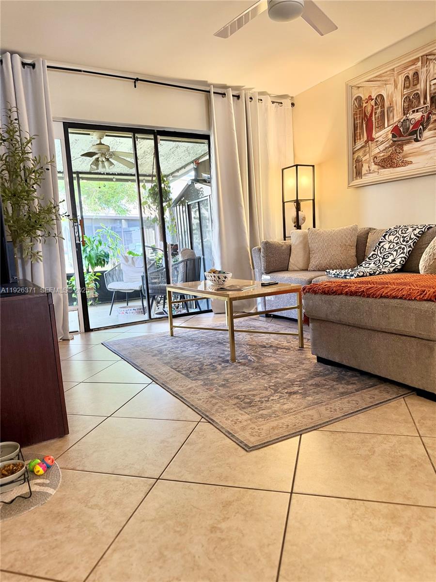 3370 Beau Rivage Dr #4Q Pompano Beach, FL 33064