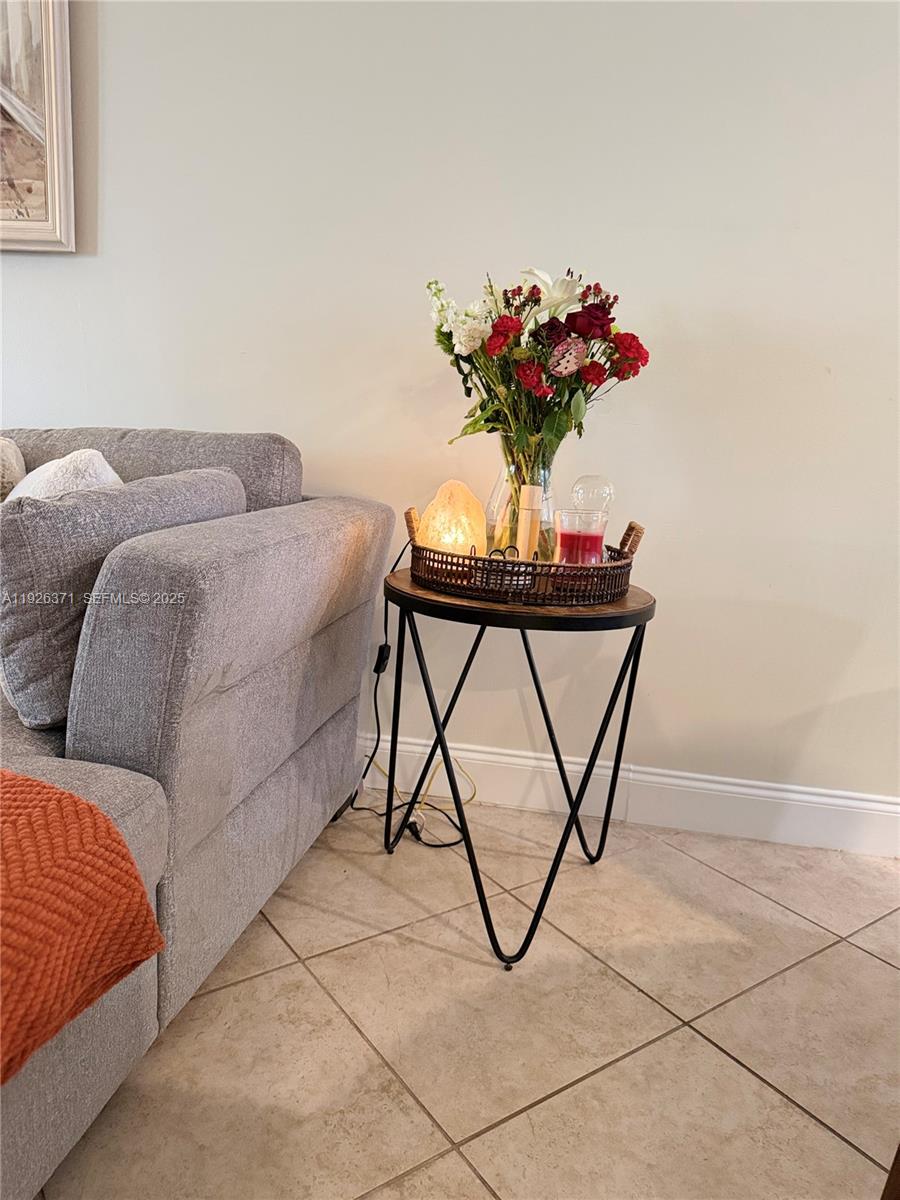 3370 Beau Rivage Dr #4Q Pompano Beach, FL 33064