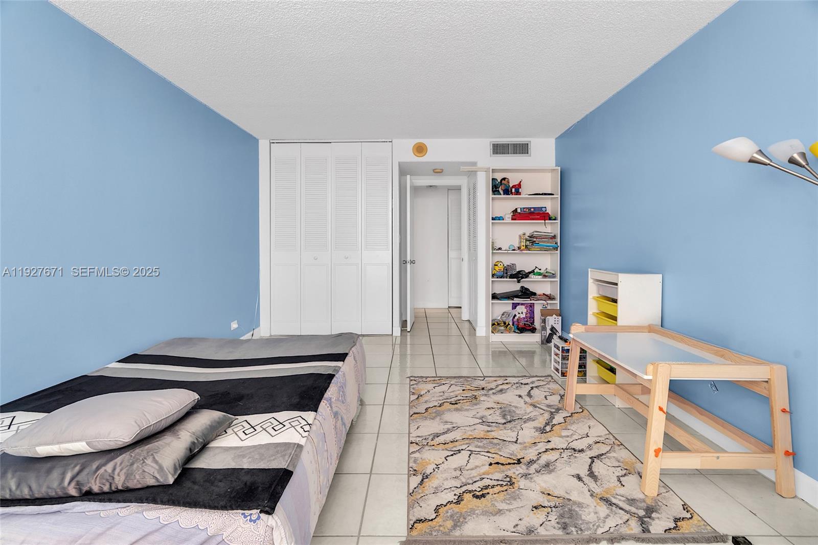 image Winston Towers 20013