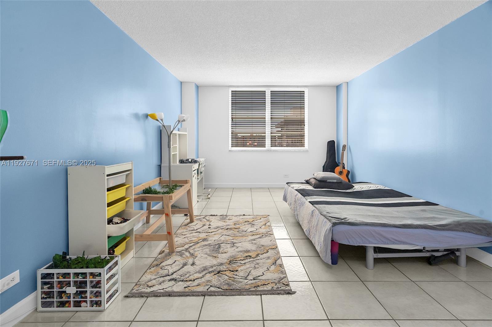 image Winston Towers 20015