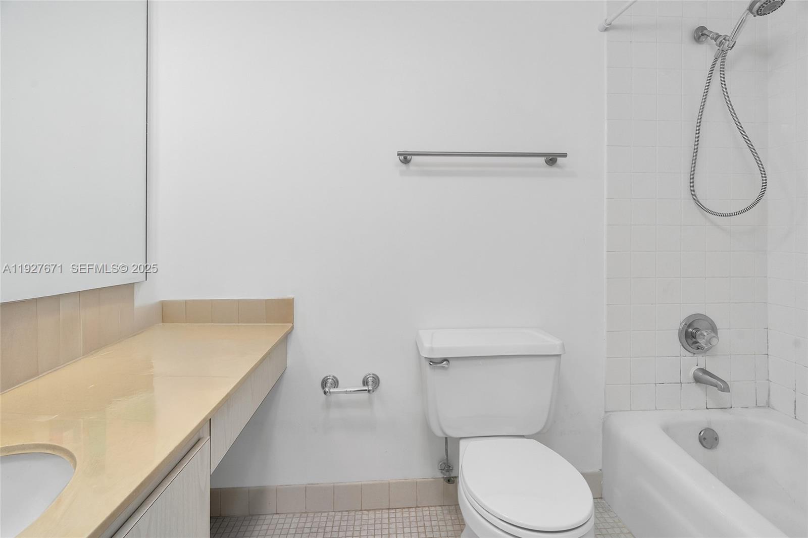 image Winston Towers 20020