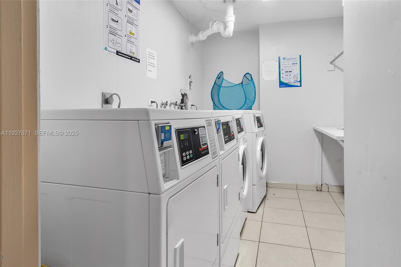 image Winston Towers 20023