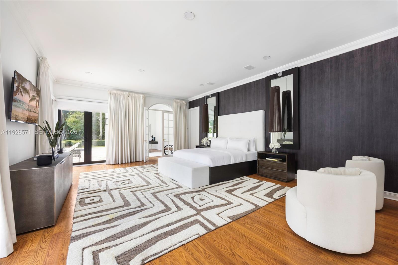 7430 SW 66th St Miami, FL 33143