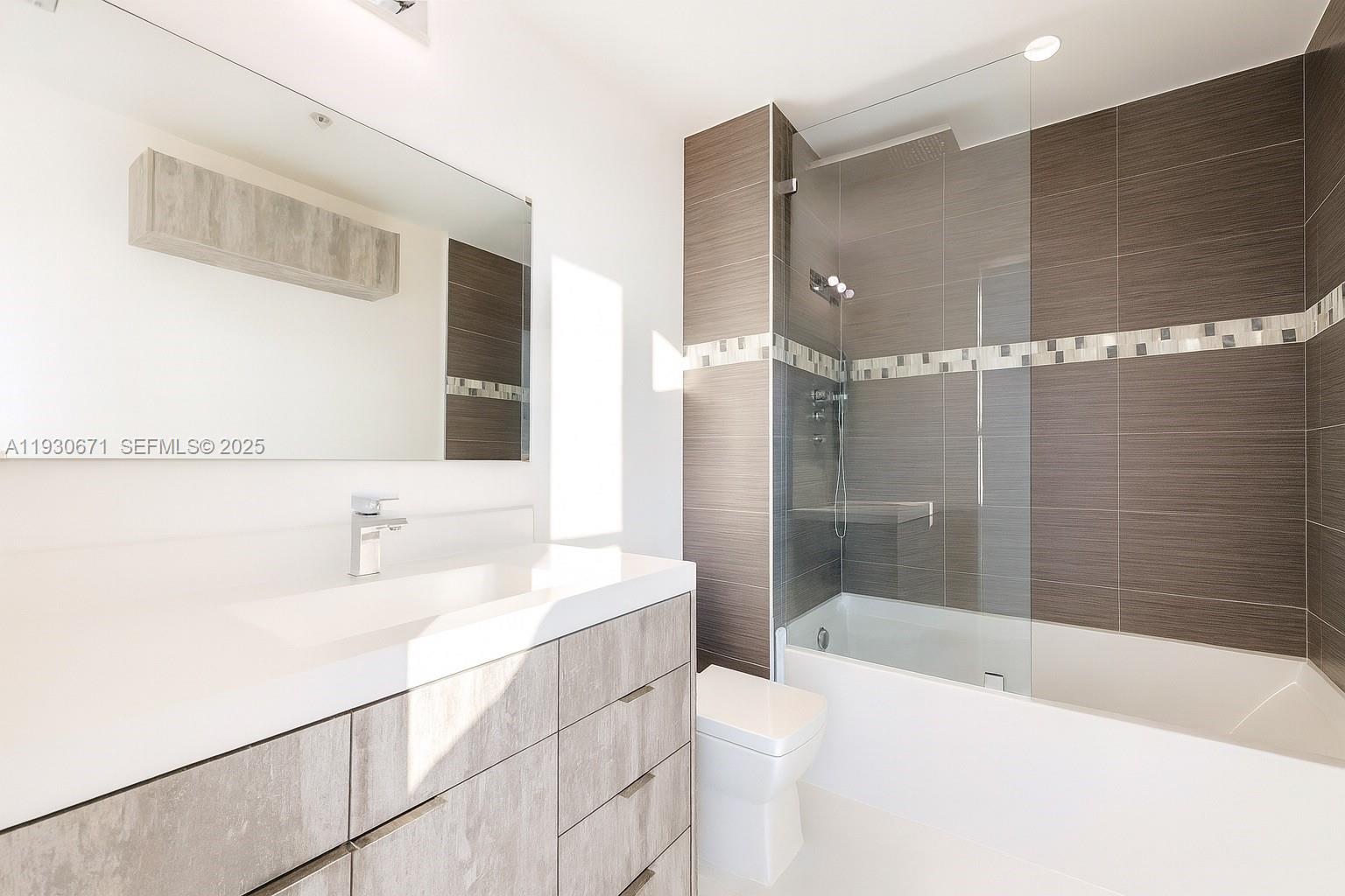 2200 NE 4th Ave #602 Miami, FL 33137