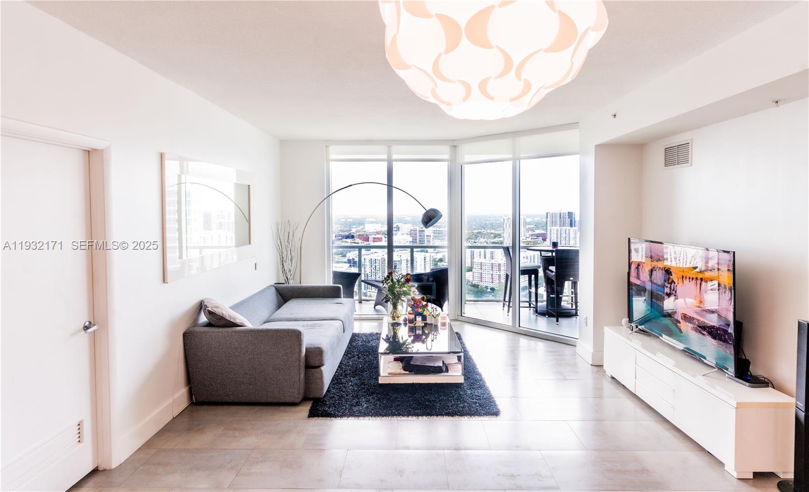 1900 N Bayshore Dr #3514 Miami, FL 33132