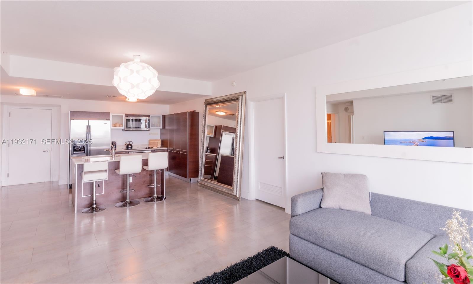 1900 N Bayshore Dr #3514 Miami, FL 33132