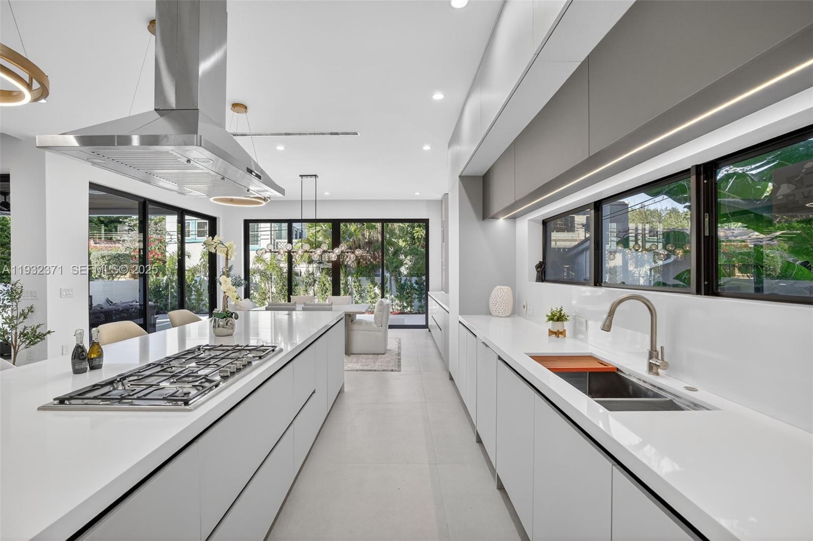 1013 SE 9th St Fort Lauderdale, FL 33316