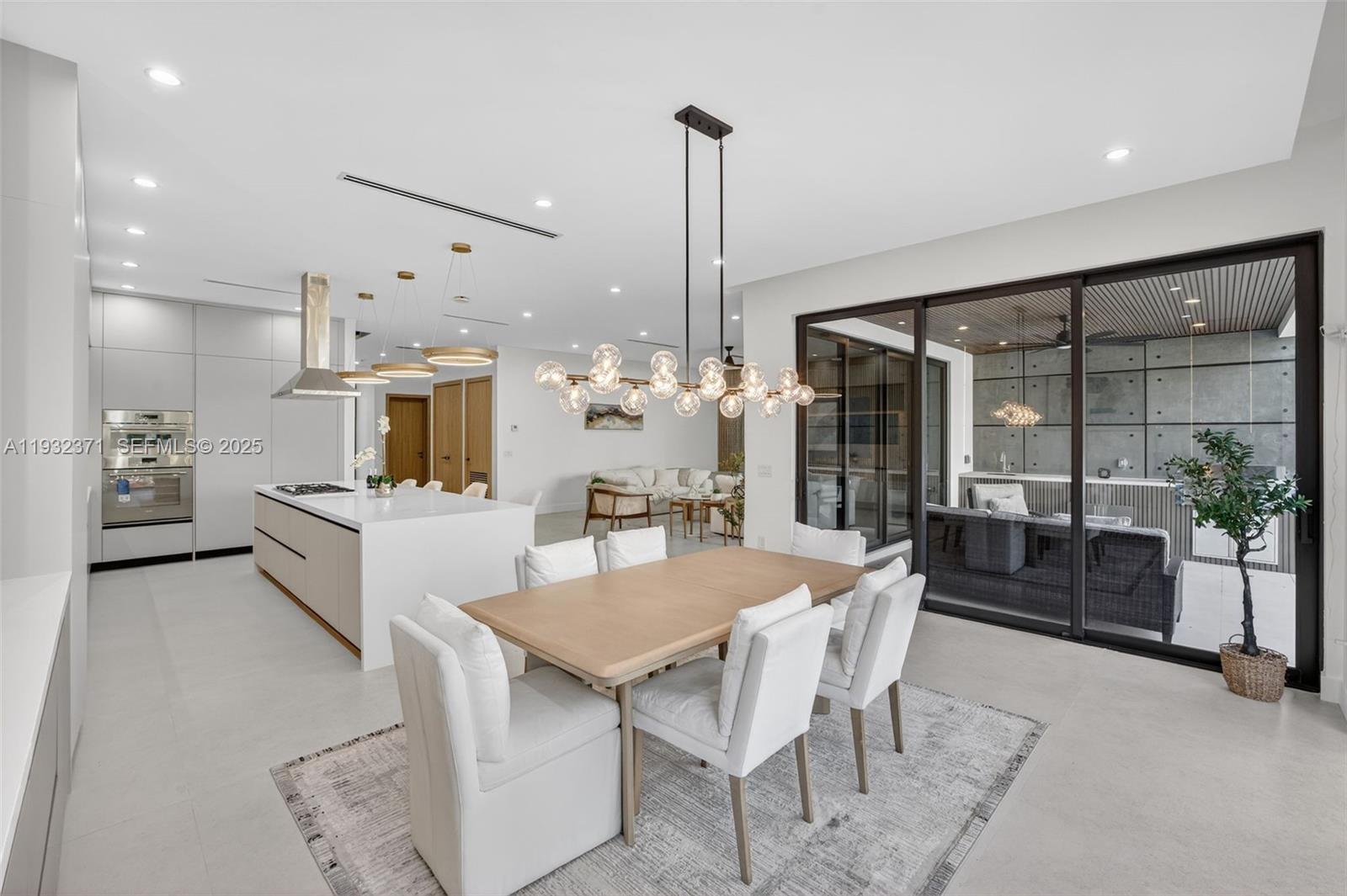 1013 SE 9th St Fort Lauderdale, FL 33316