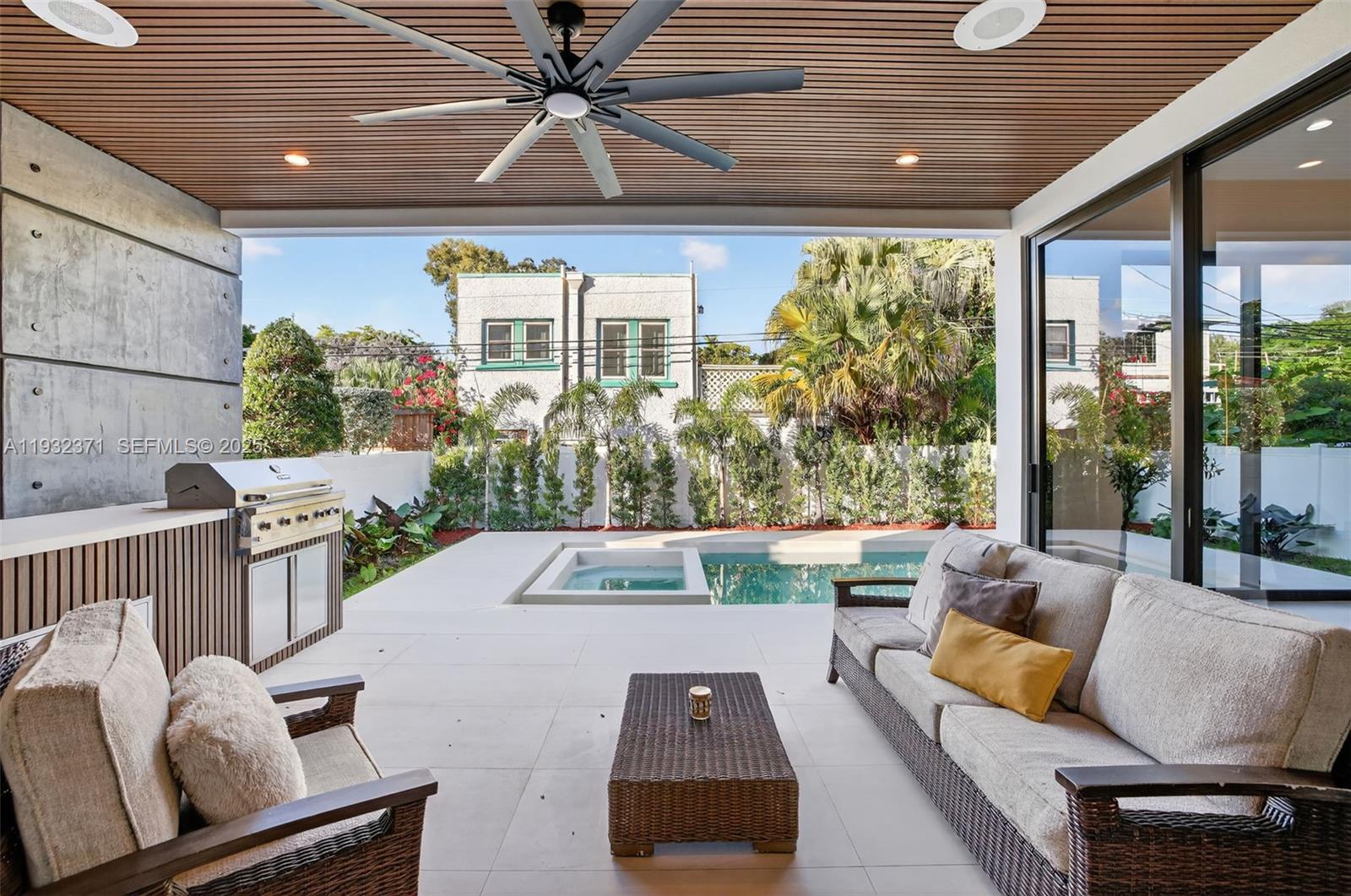 1013 SE 9th St Fort Lauderdale, FL 33316