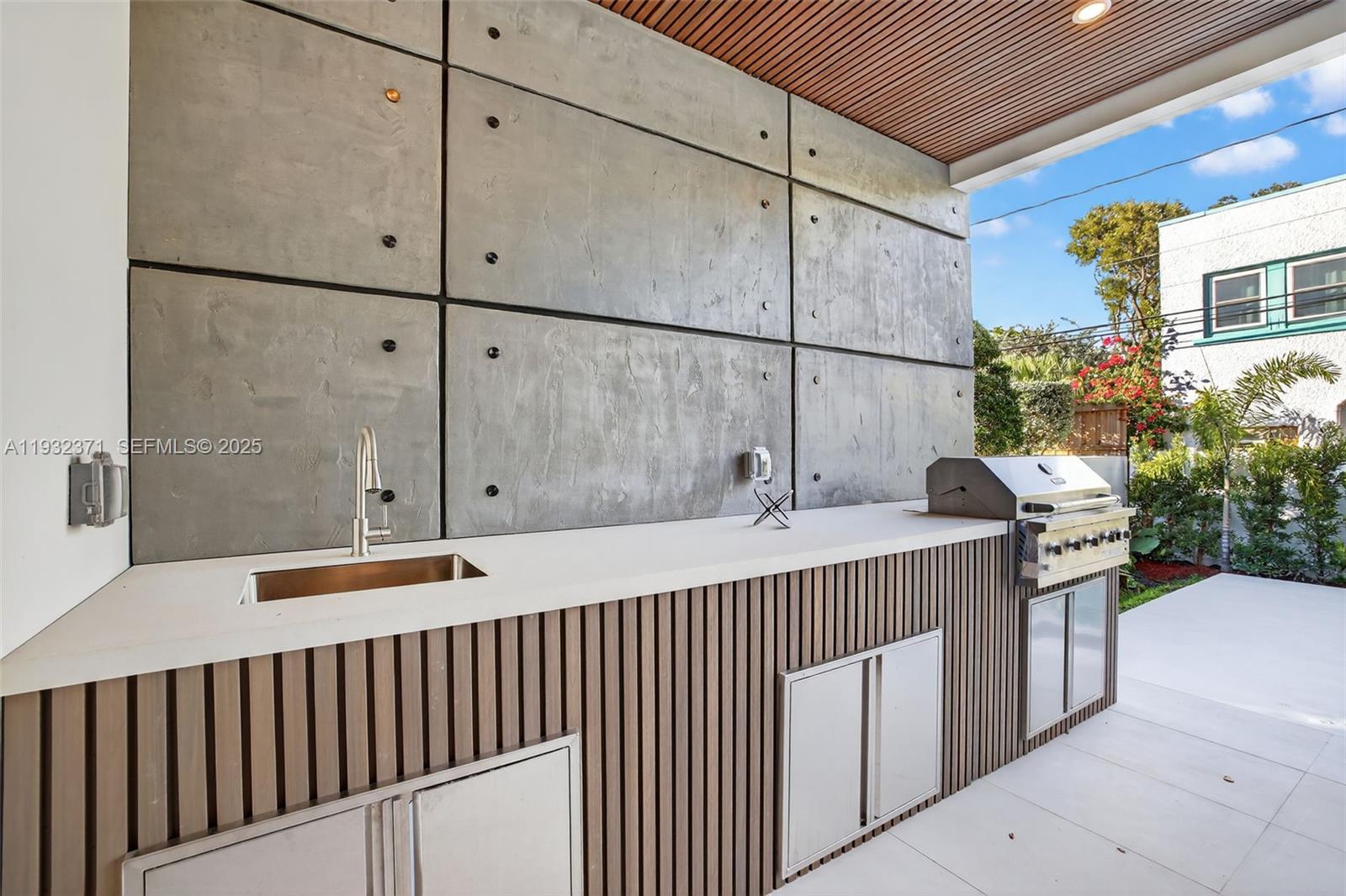 1013 SE 9th St Fort Lauderdale, FL 33316