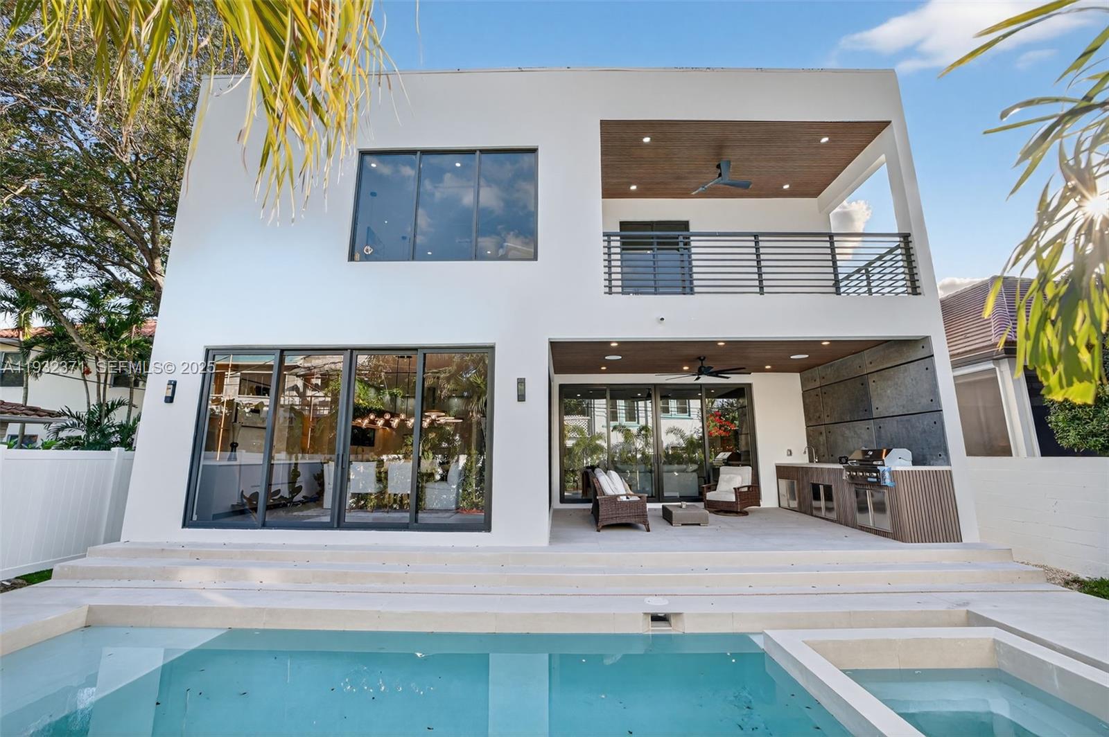 1013 SE 9th St Fort Lauderdale, FL 33316