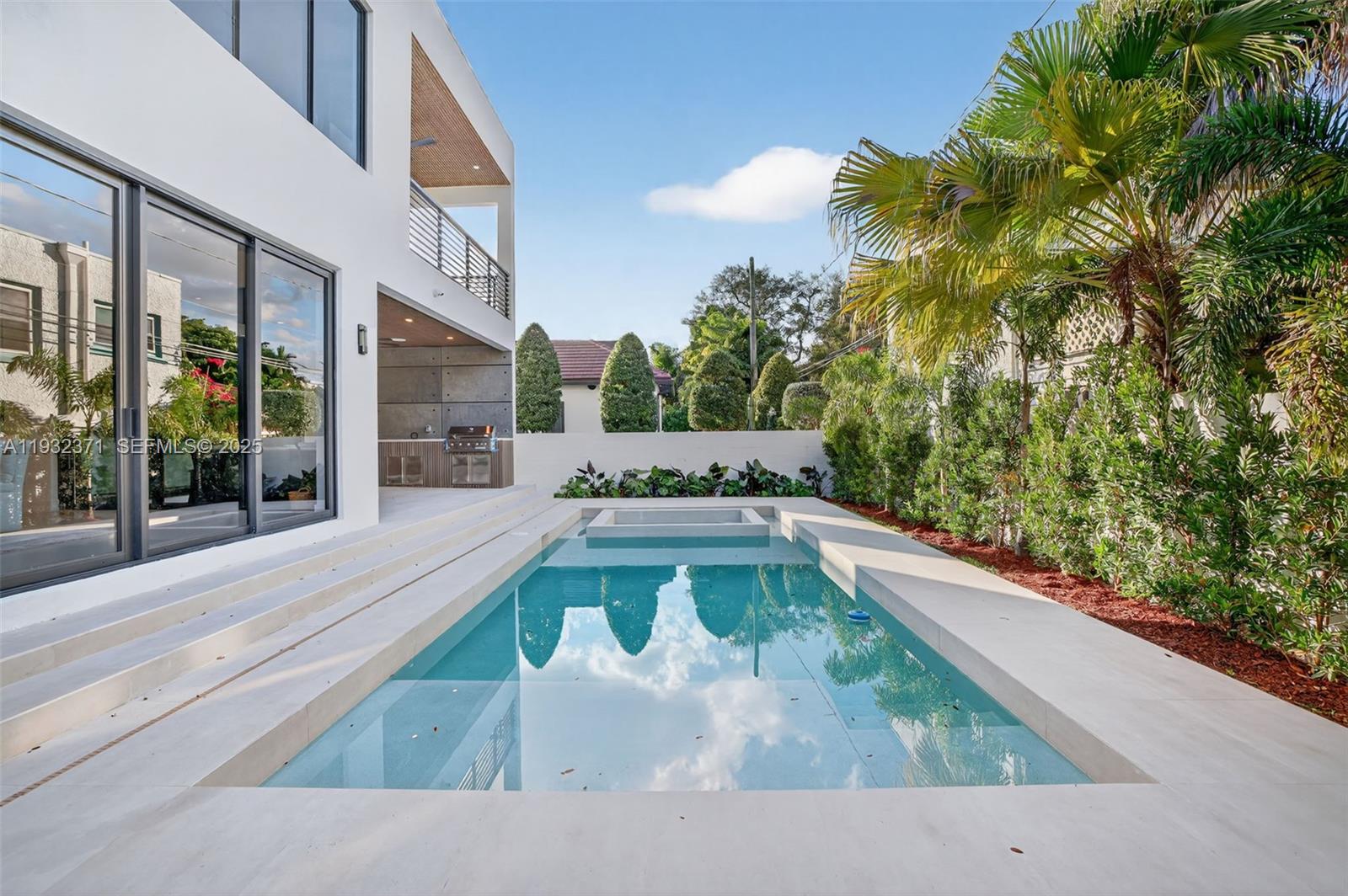 1013 SE 9th St Fort Lauderdale, FL 33316