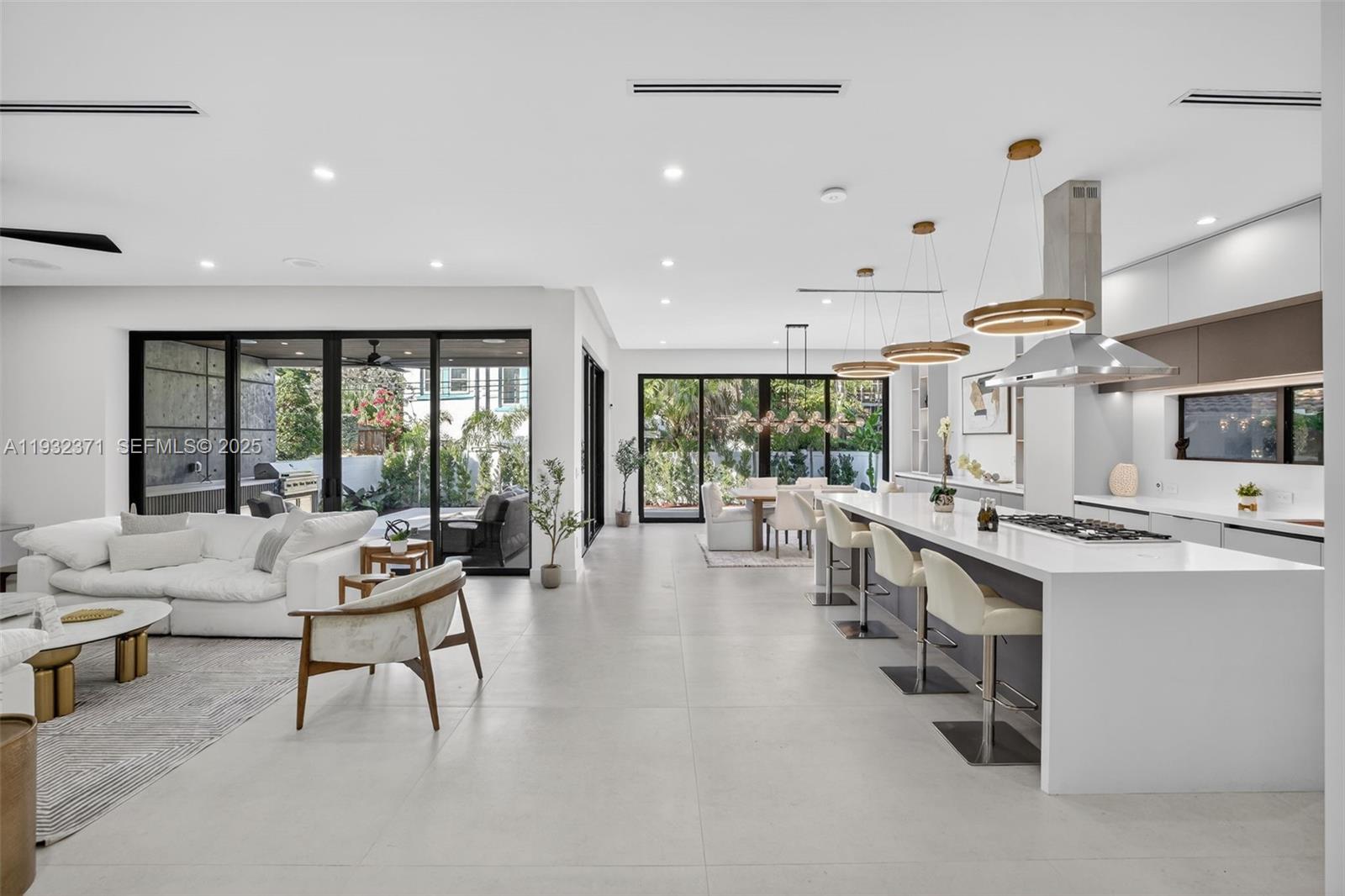 1013 SE 9th St Fort Lauderdale, FL 33316