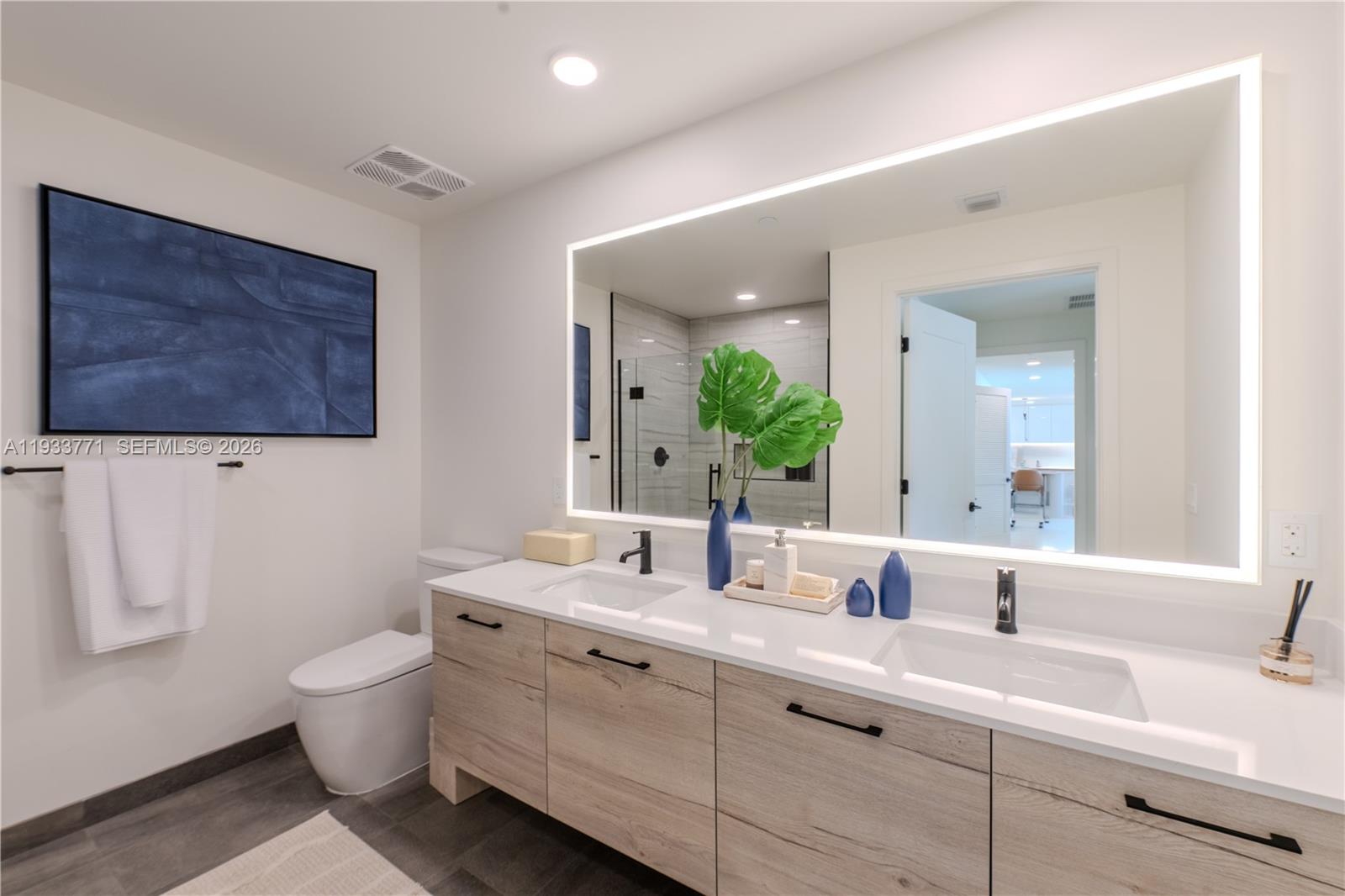 333 N New Riv Dr E #2905 Fort Lauderdale, FL 33301