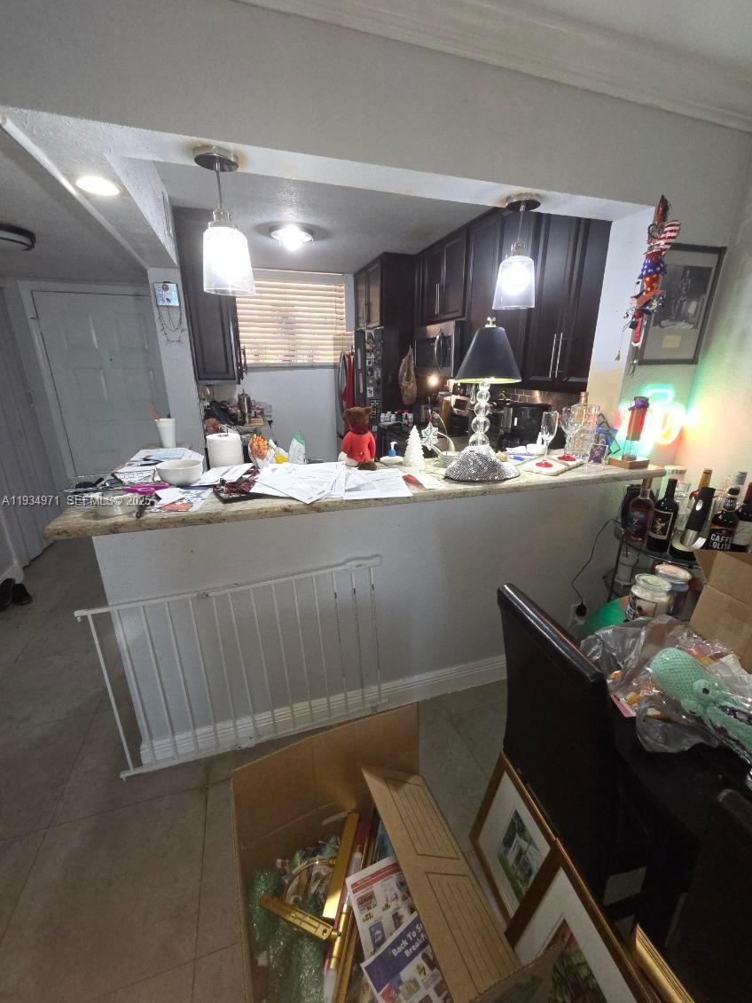 112 Lake Emerald Dr #106