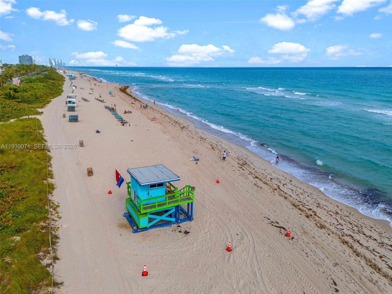 6969 Collins Ave #811 Miami Beach, FL 33141