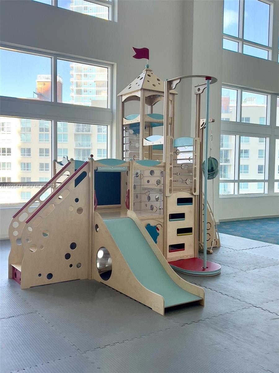 image Quantum on the Bay10