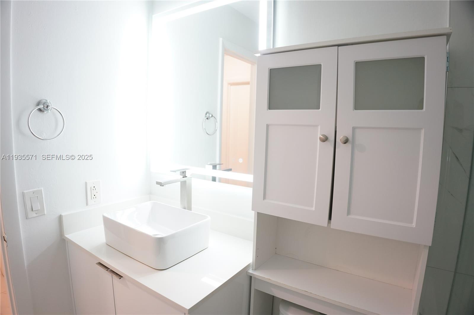 5141 NW 101st Pl Doral, FL 33178