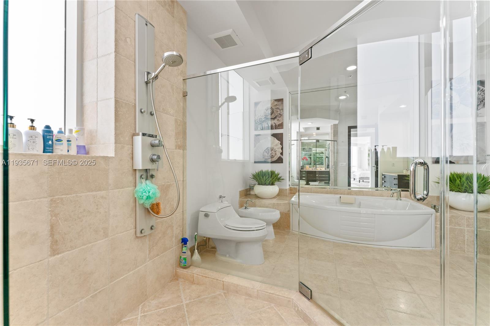 image Trump Royale16