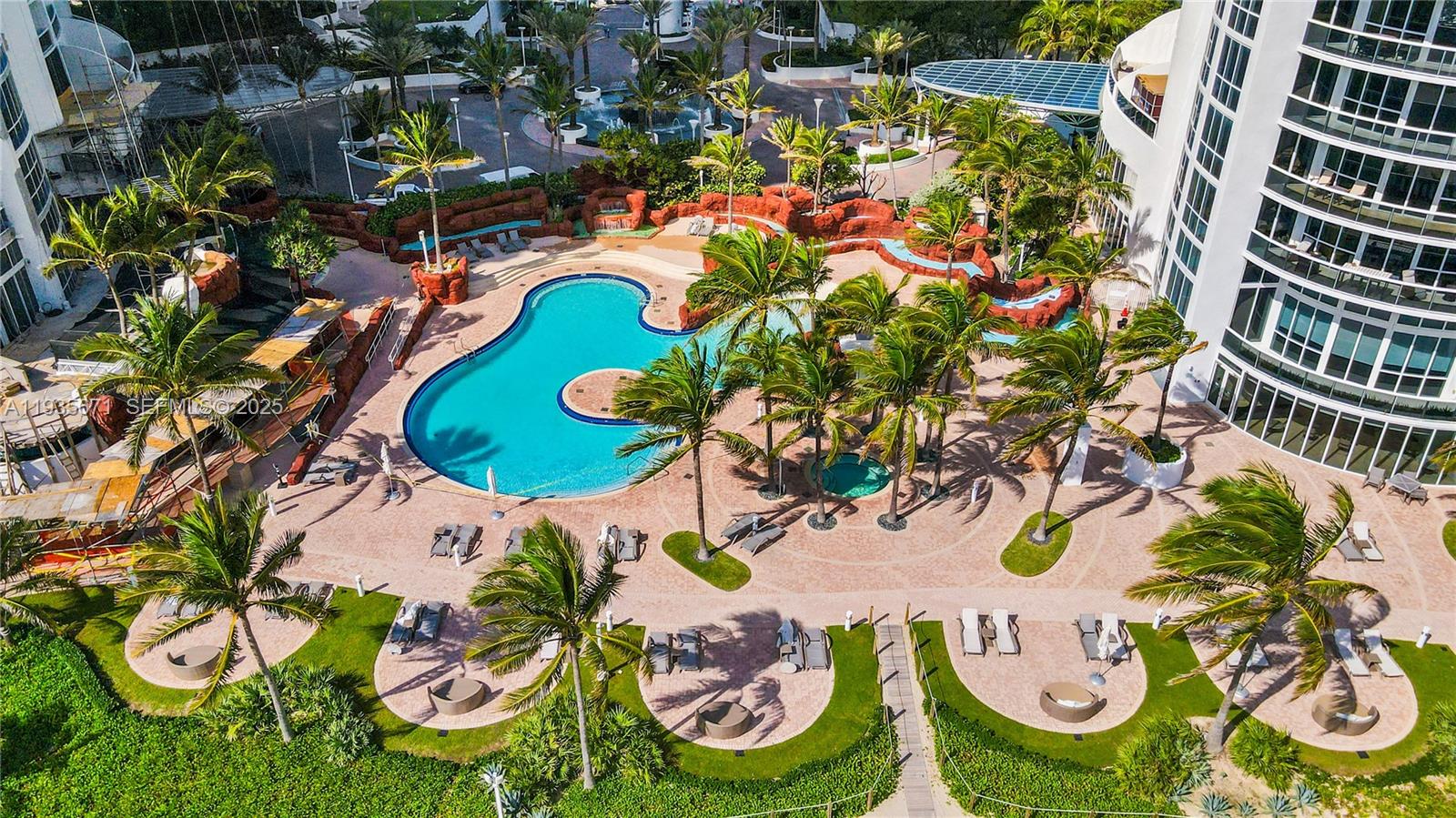 image Trump Royale29