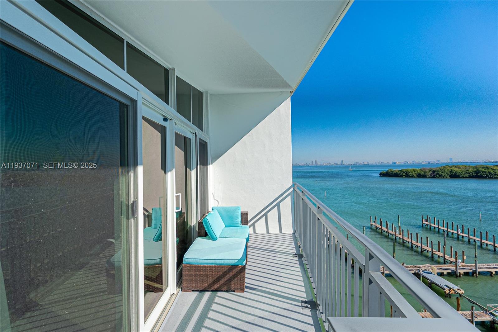 770 NE 69th St #8F Miami, FL 33138