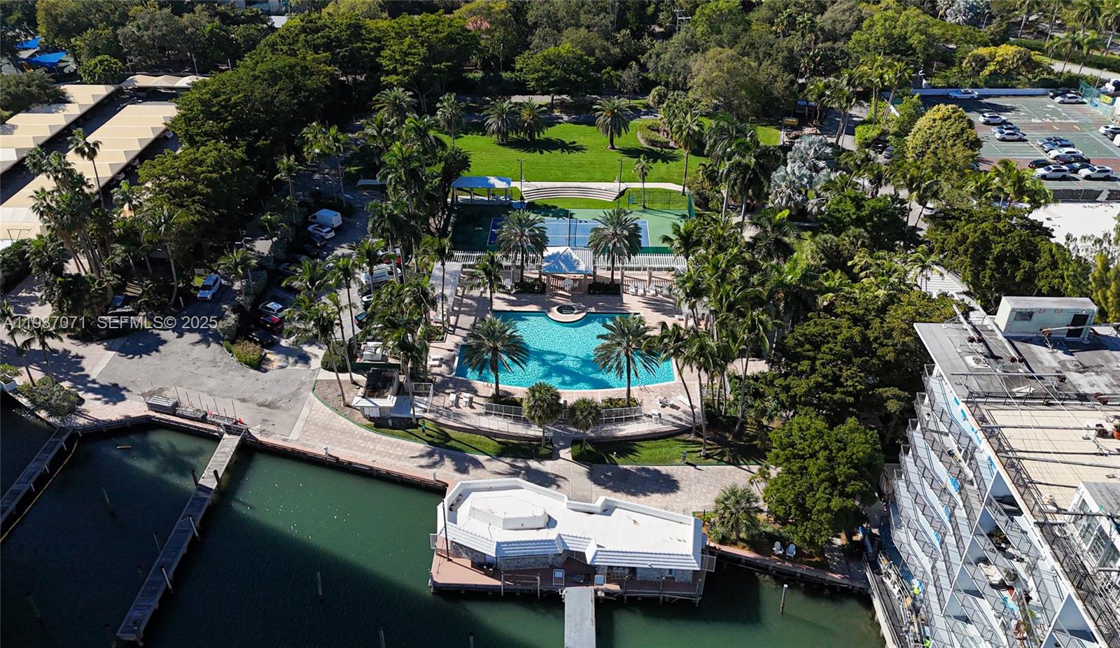 770 NE 69th St #8F Miami, FL 33138