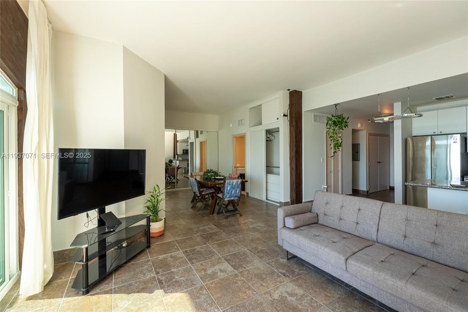 770 NE 69th St #8F Miami, FL 33138