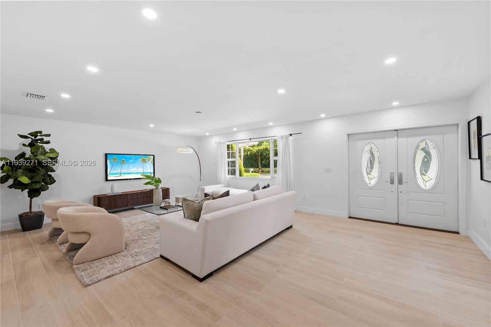 1420 Campamento Ave Coral Gables, FL 33156