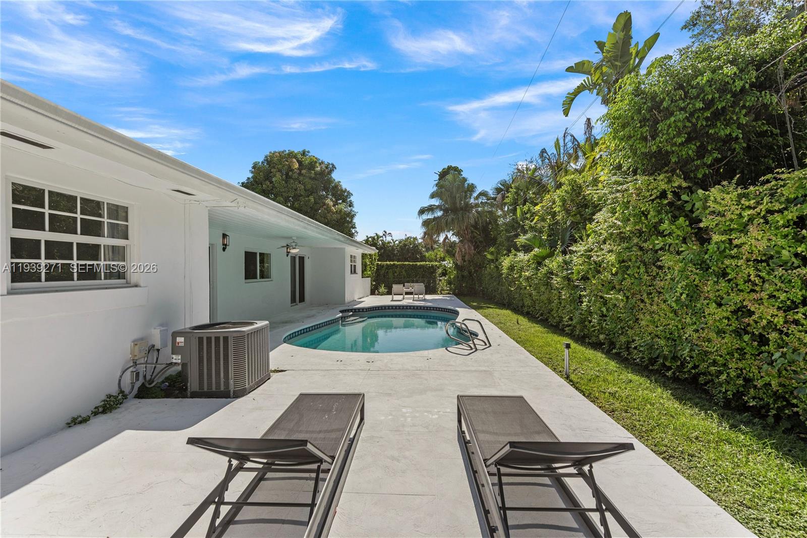 1420 Campamento Ave Coral Gables, FL 33156