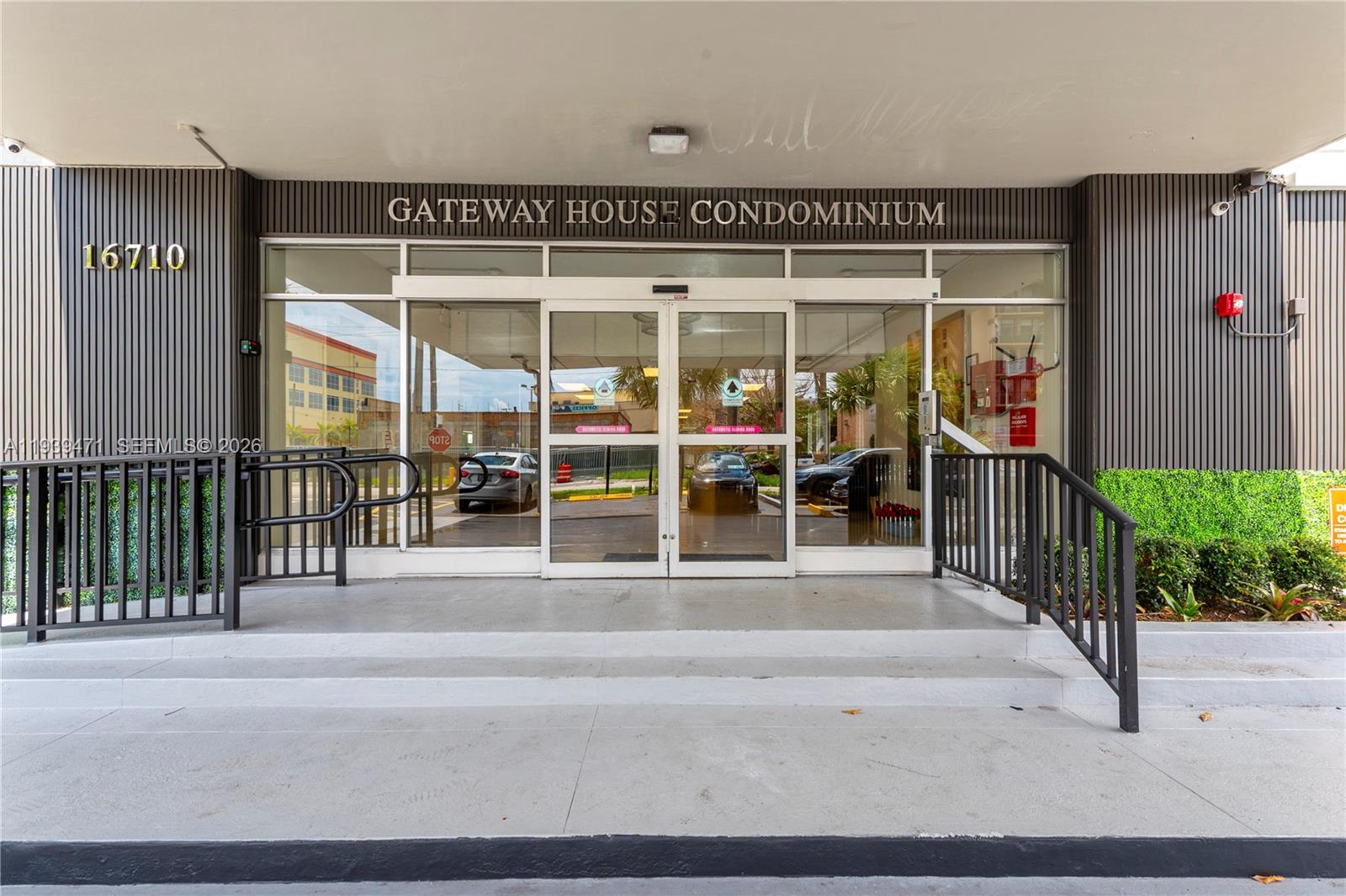 16710 NE 9th Ave #306 North Miami Beach, FL 33162