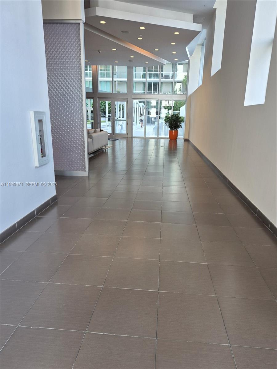 image Axis on Brickell North19