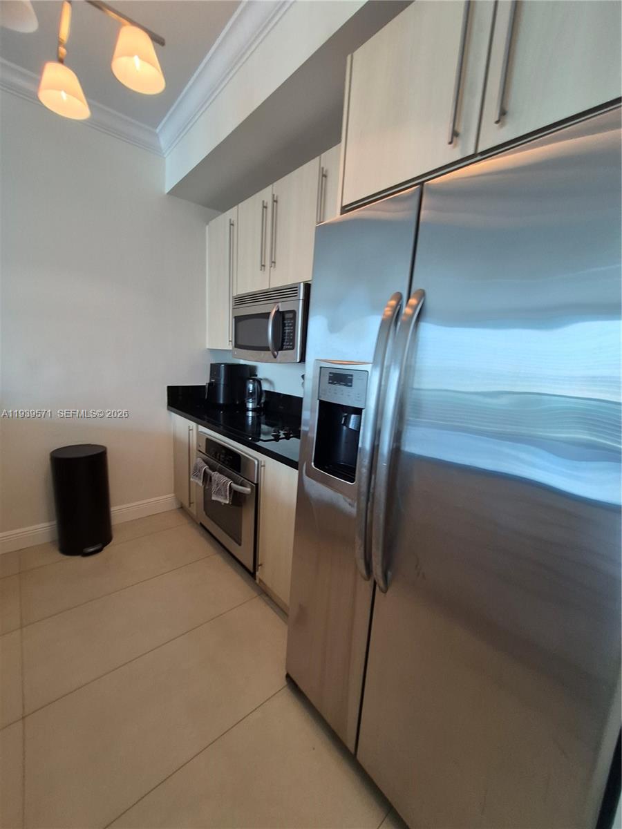 image Axis on Brickell North24