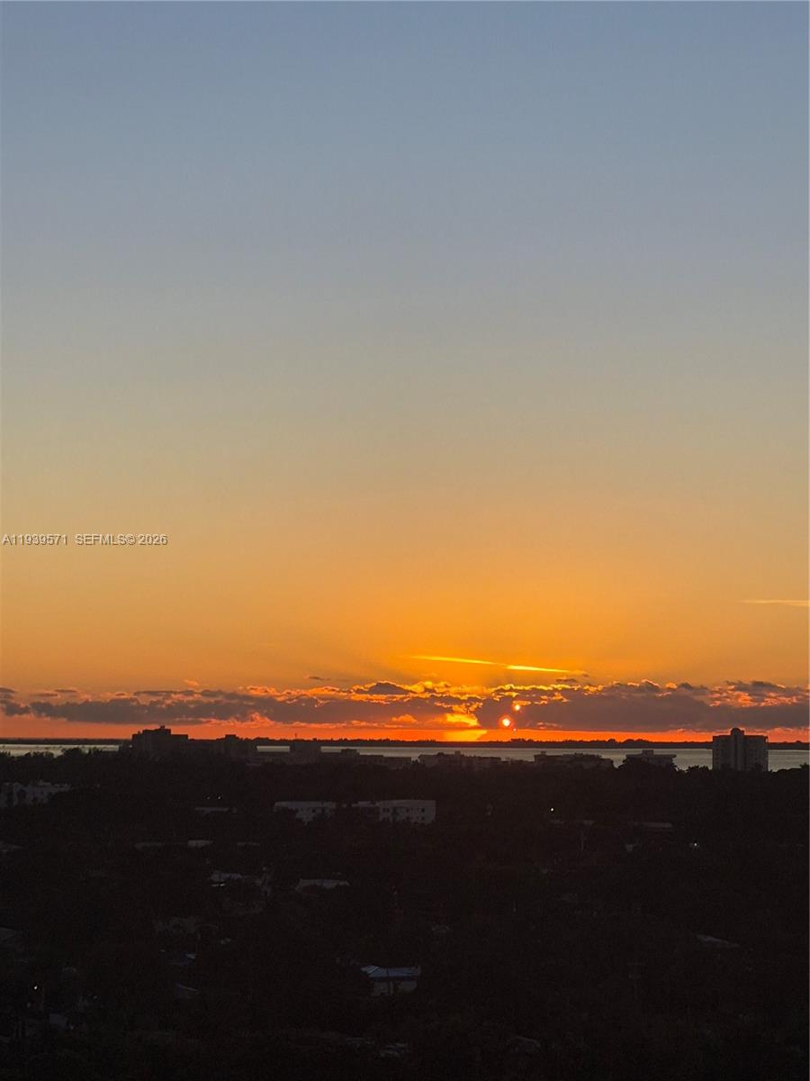 image Axis on Brickell North26