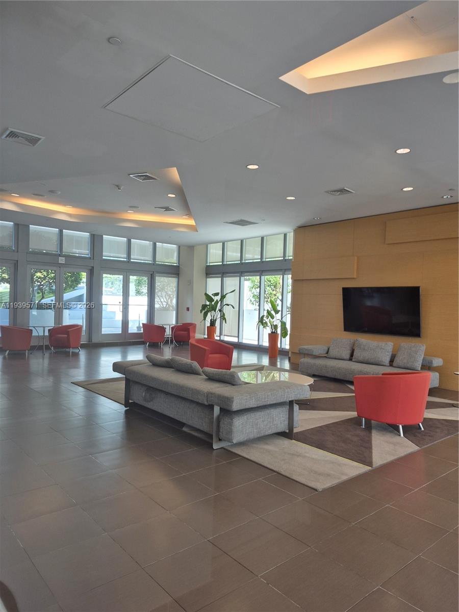 image Axis on Brickell North30