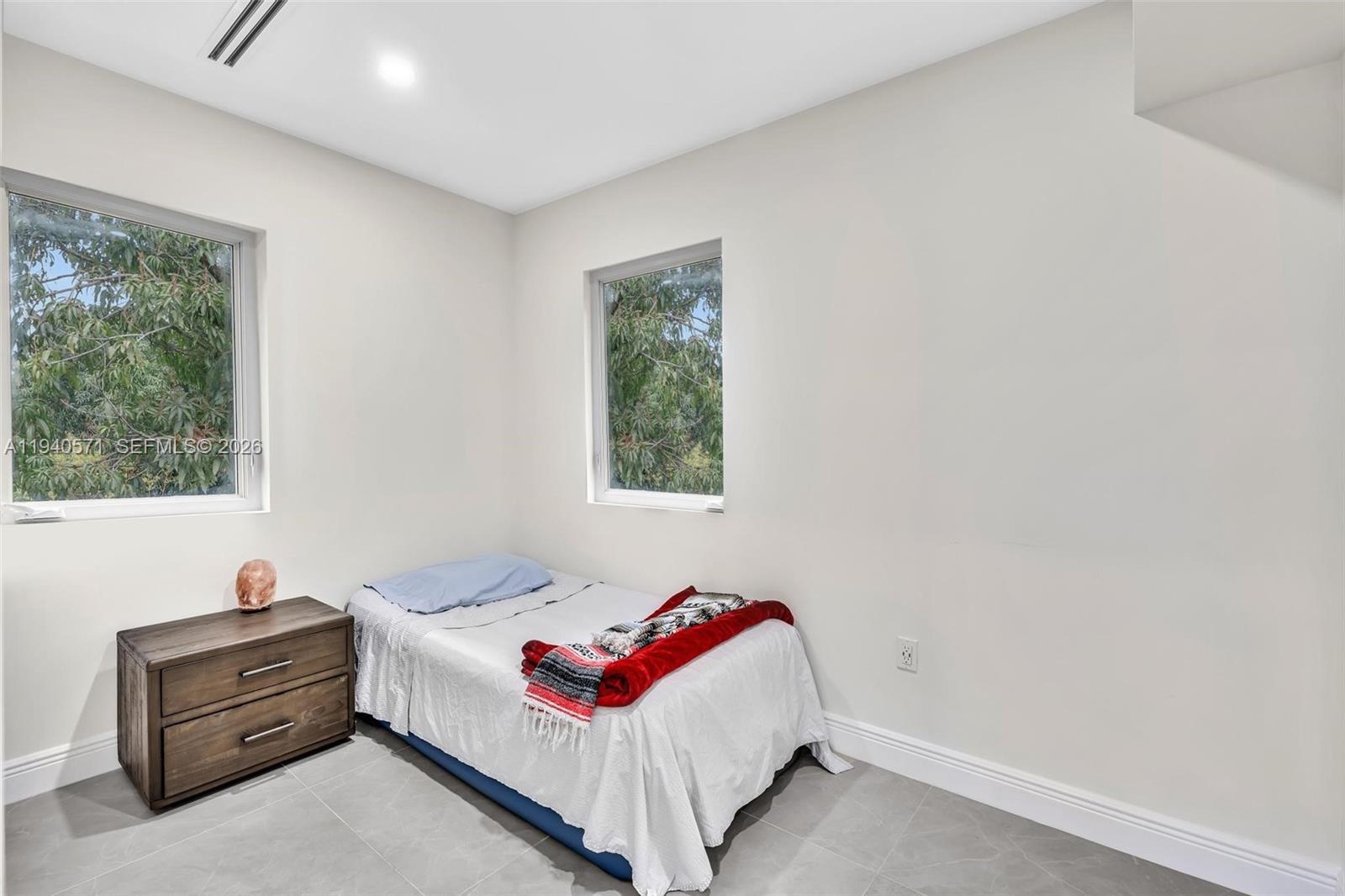 1636 SW 9th St Miami, FL 33135