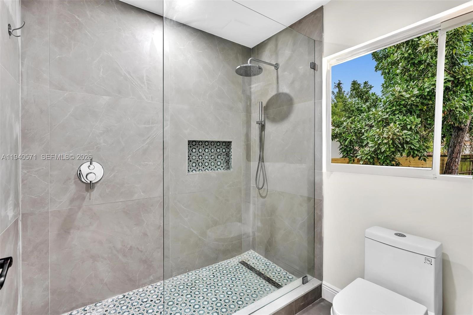 1636 SW 9th St Miami, FL 33135