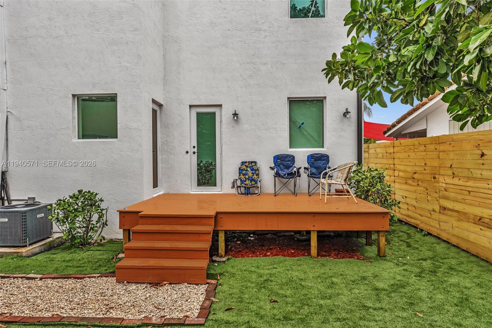 1636 SW 9th St Miami, FL 33135