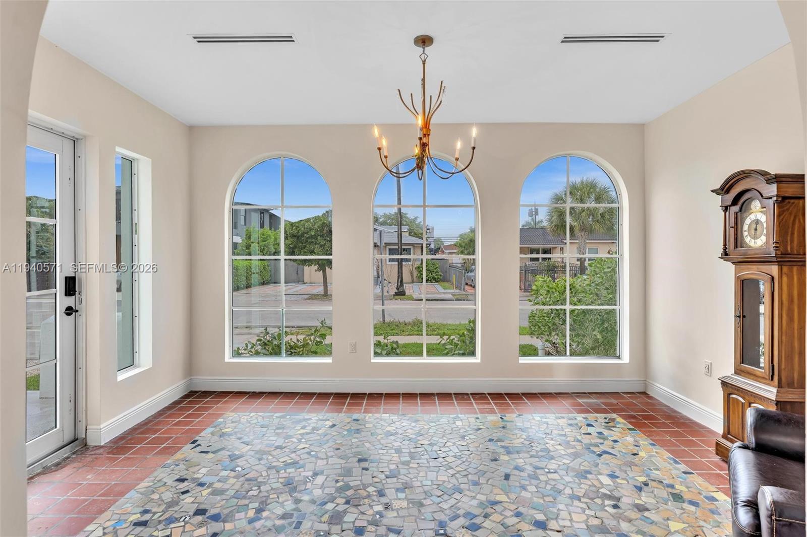 1636 SW 9th St Miami, FL 33135