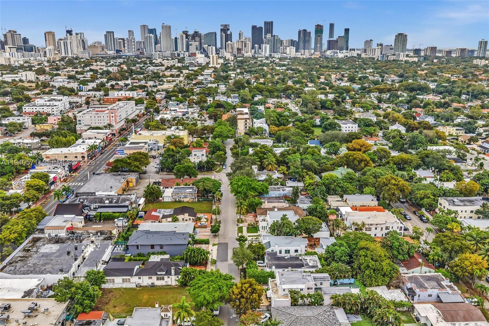 1636 SW 9th St Miami, FL 33135