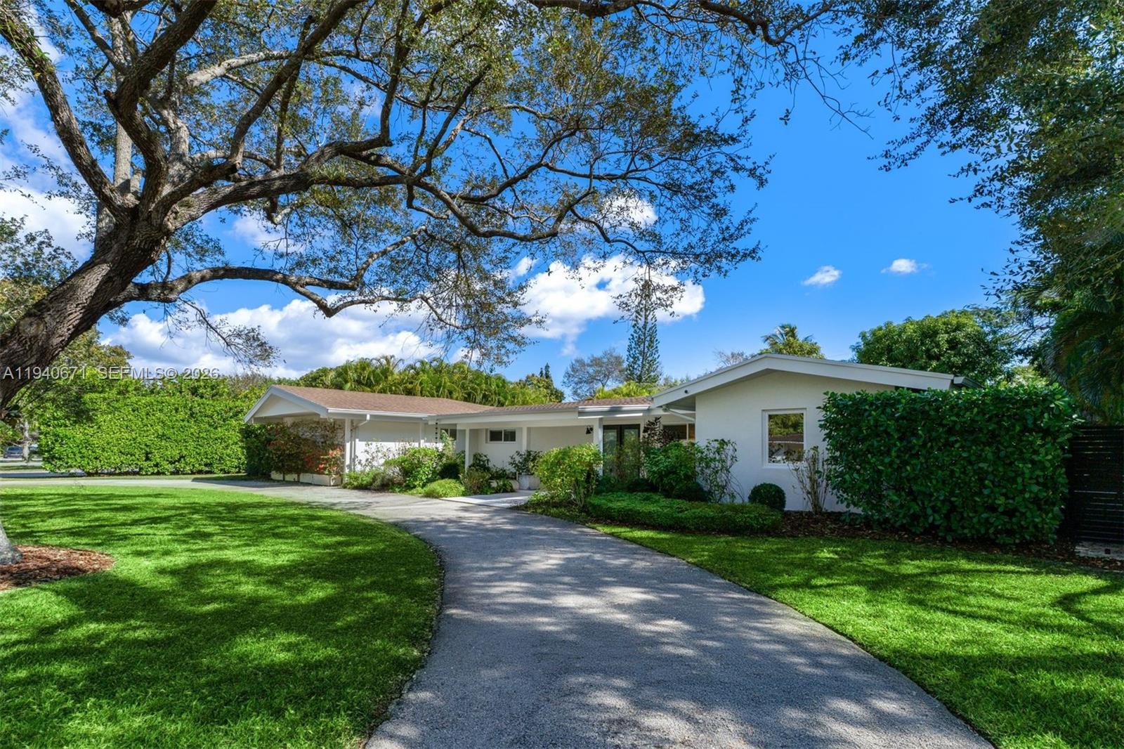 12685 SW 81st Ave Pinecrest, FL 33156