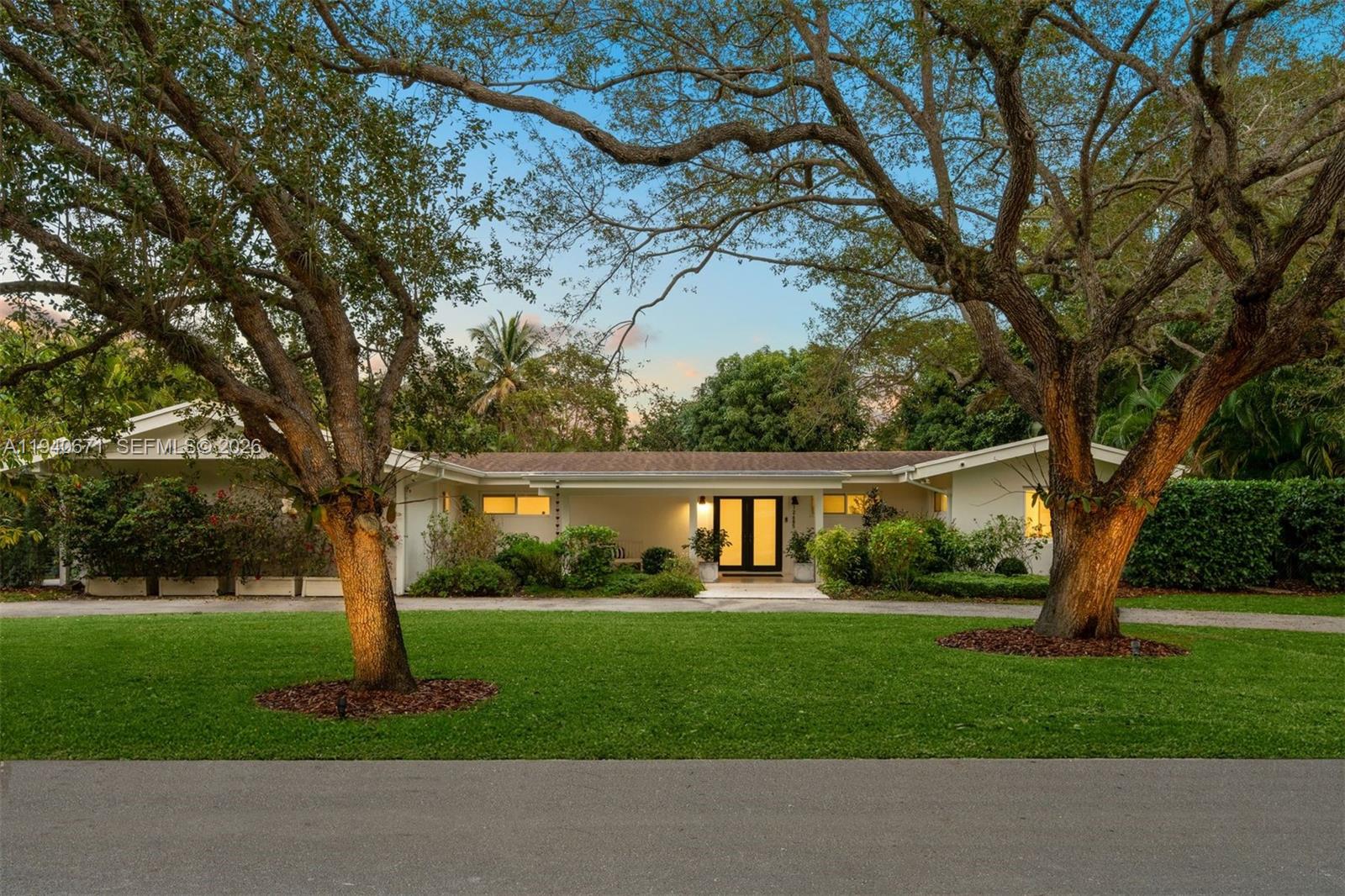 12685 SW 81st Ave Pinecrest, FL 33156