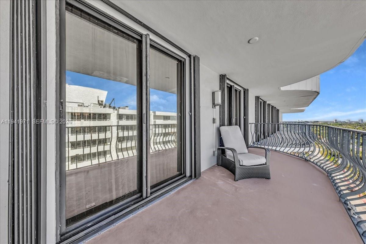 8877 Collins Ave #PH-2 Surfside, FL 33154