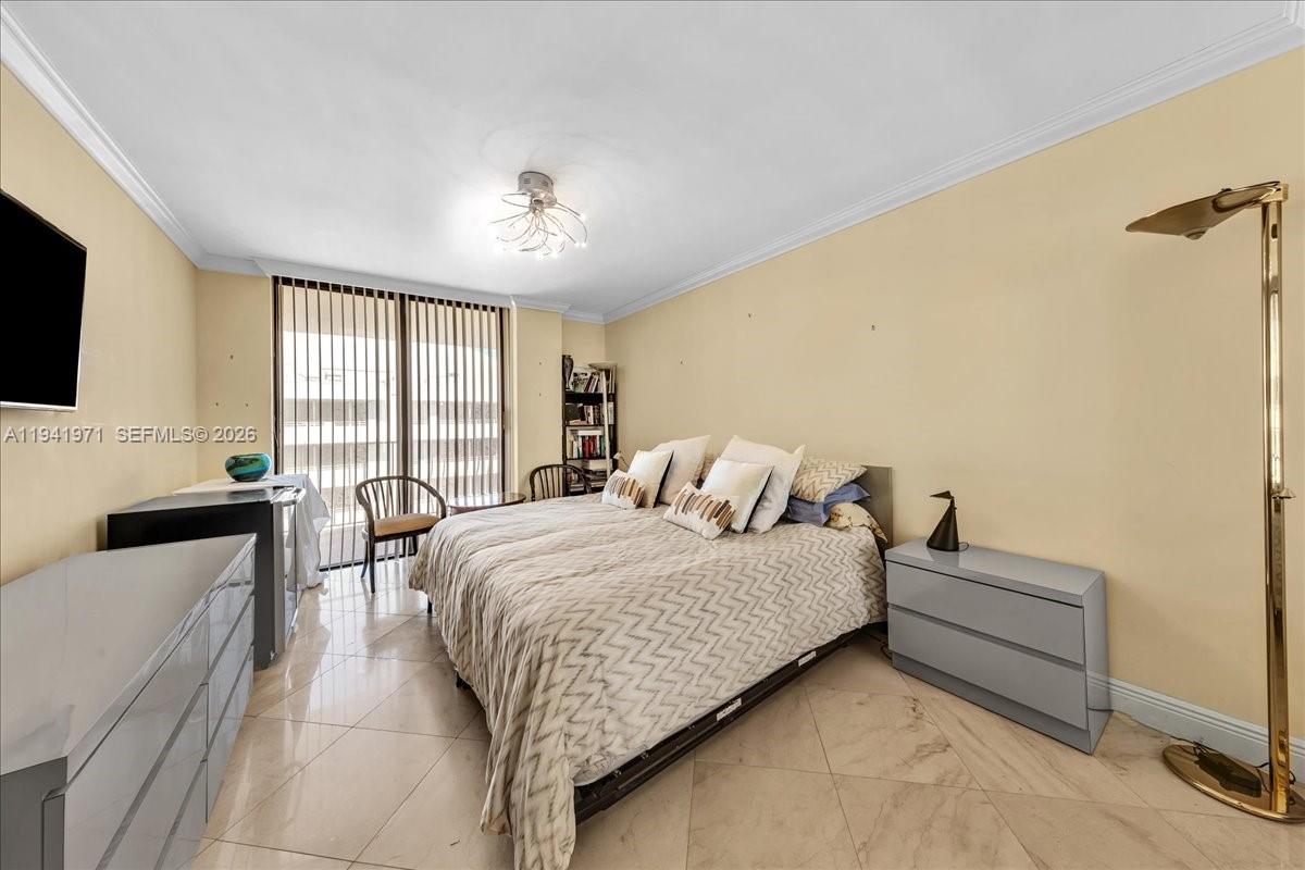 8877 Collins Ave #PH-2 Surfside, FL 33154