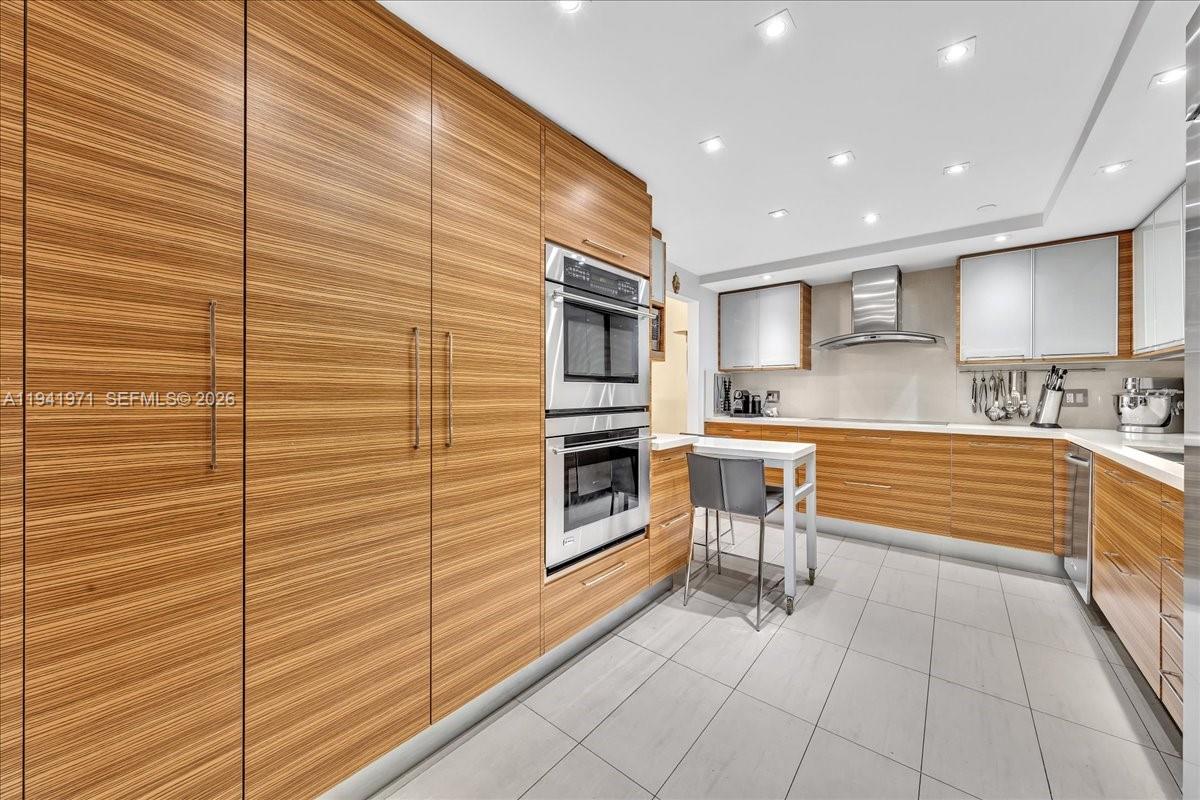 8877 Collins Ave #PH-2 Surfside, FL 33154