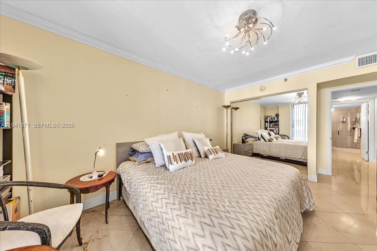 8877 Collins Ave #PH-2 Surfside, FL 33154