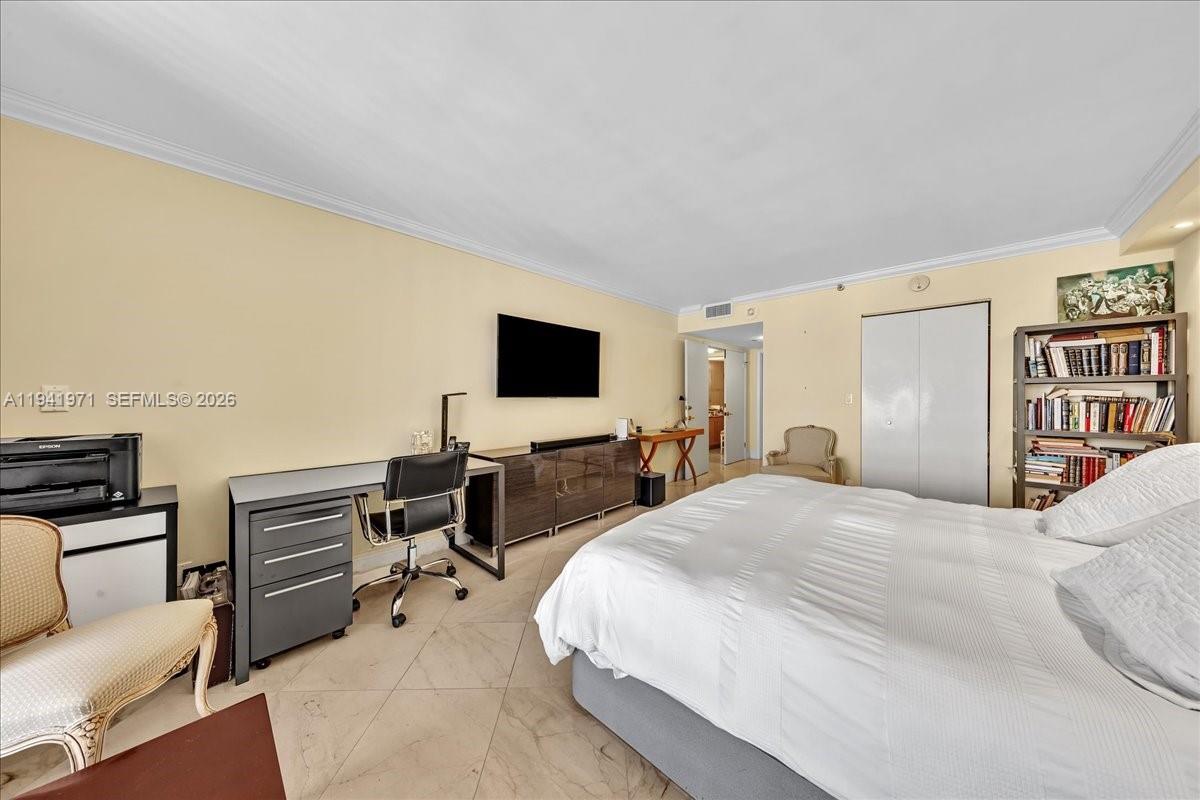 8877 Collins Ave #PH-2 Surfside, FL 33154