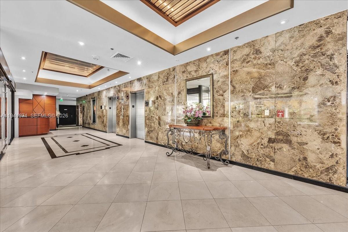 8877 Collins Ave #PH-2 Surfside, FL 33154